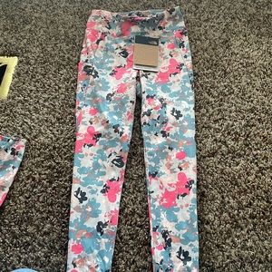 NWT The north face girls leggings